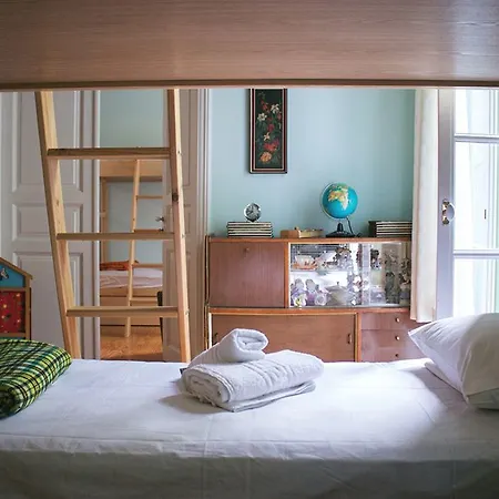 Quinta Hostel *