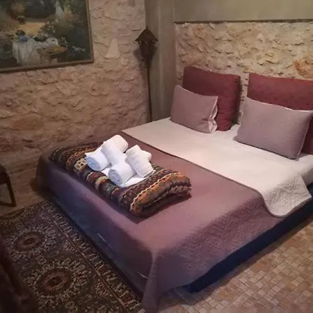 Quinta Hostel