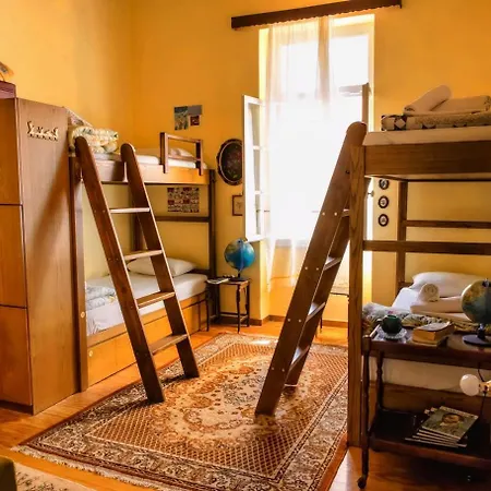 Quinta Hostel